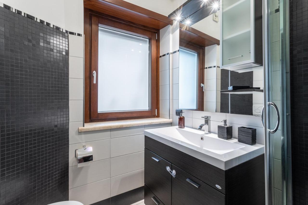 Naima Apartment San Pietro Рим Екстер'єр фото